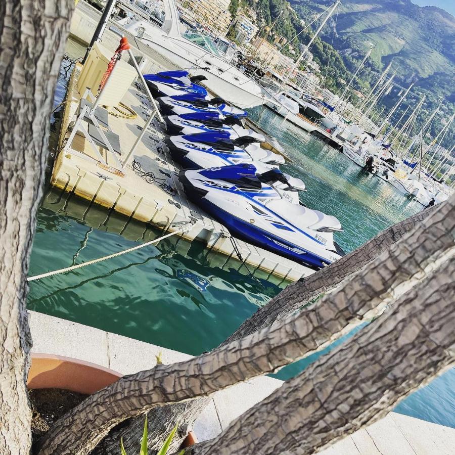 Location Saisonniere Menton 220 M Des Plages Exterior foto
